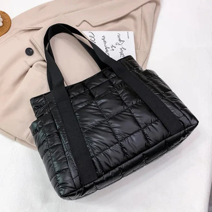 Bolsa Mia Puffer Tote Grande de Ombro