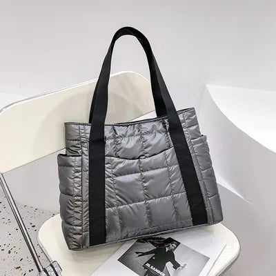 Bolsa Mia Puffer Tote Grande de Ombro