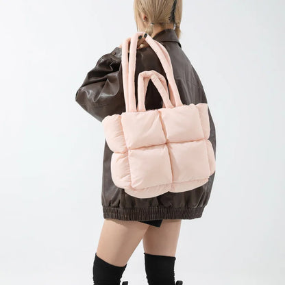 Bolsa Maelis Puffer Tote Quilted Almofadada