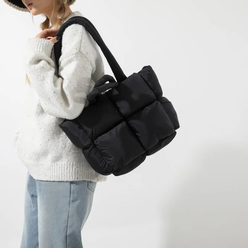 Bolsa Maelis Puffer Tote Quilted Almofadada