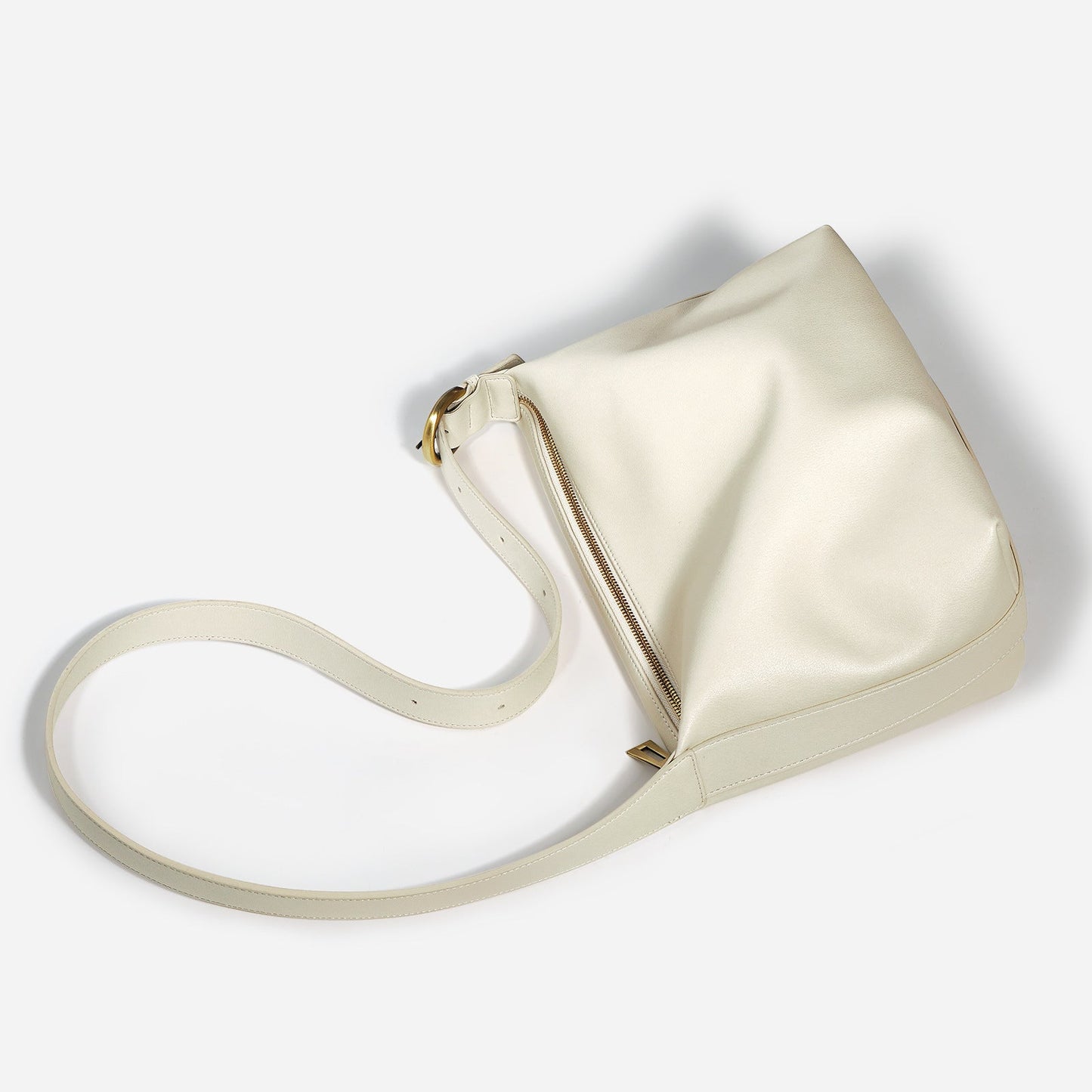 Bolsa Niamh Corner Bag Hobo Pequena